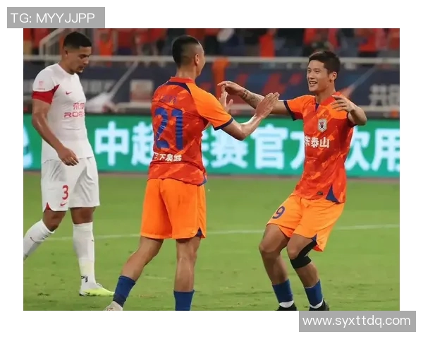 VAR赛场爆发小插曲，裁判如何处理？